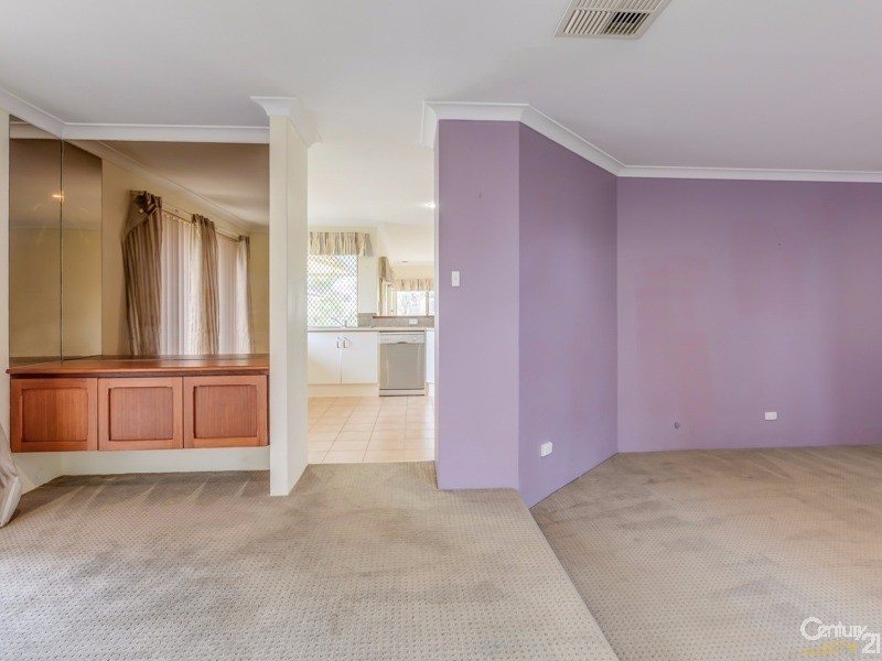 16 Amber Way, Thornlie WA 6108