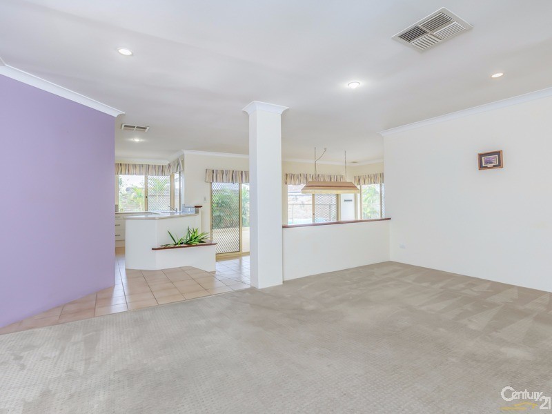 16 Amber Way, Thornlie WA 6108