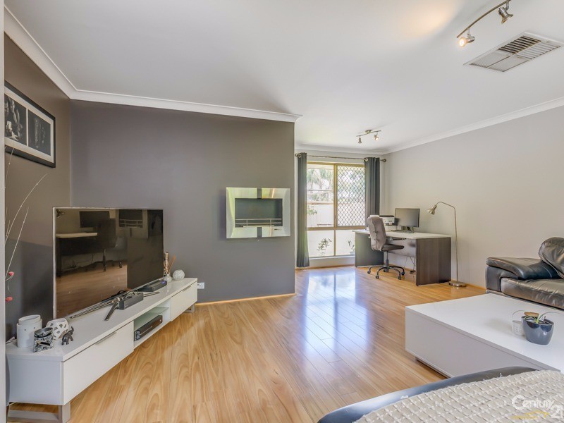 77 Anaconda Drive, Gosnells WA 6110