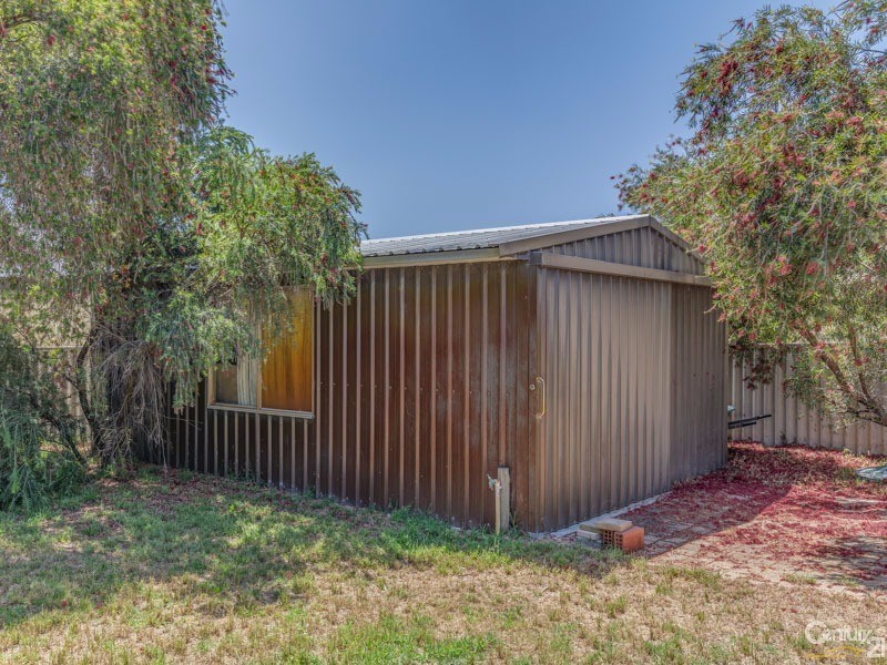16 Aldworth Crescent, Gosnells WA 6110