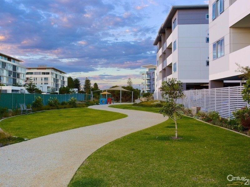 40/25 O’Connor Close, North Coogee WA 6163