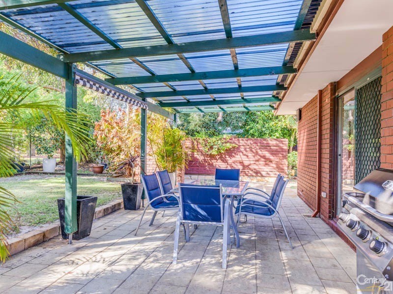 15 Princeton Court, Thornlie WA 6108