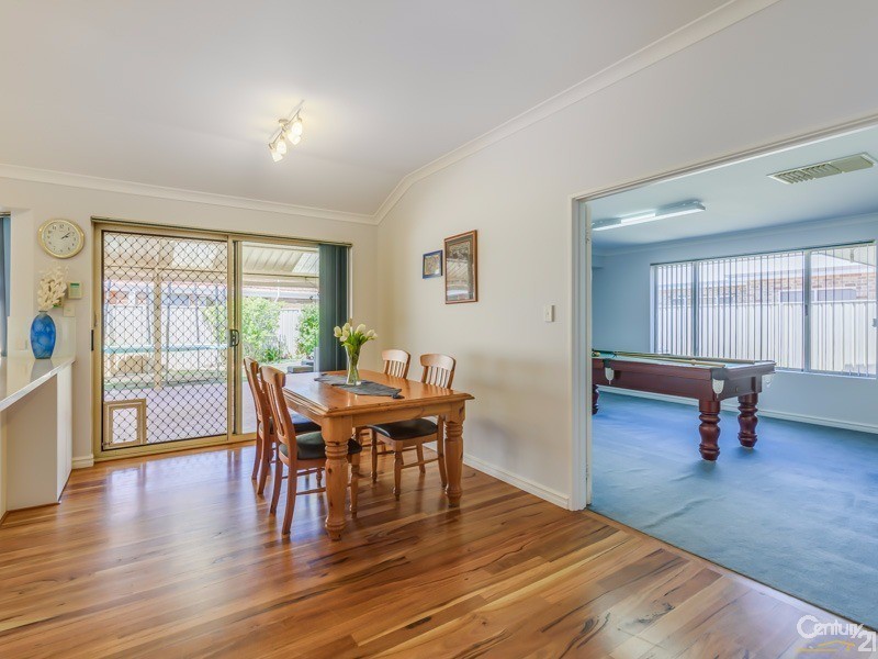 17 Frampton Crescent, Canning Vale WA 6155