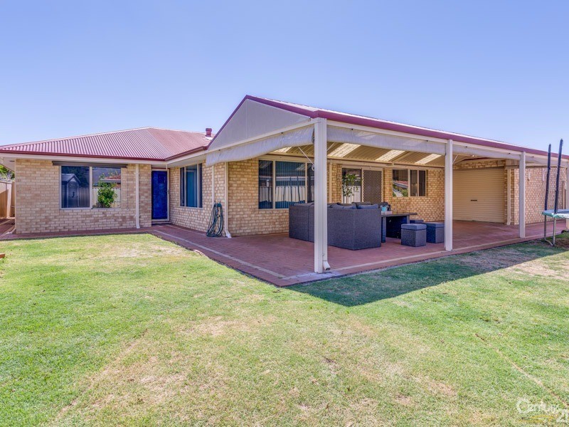 17 Frampton Crescent, Canning Vale WA 6155