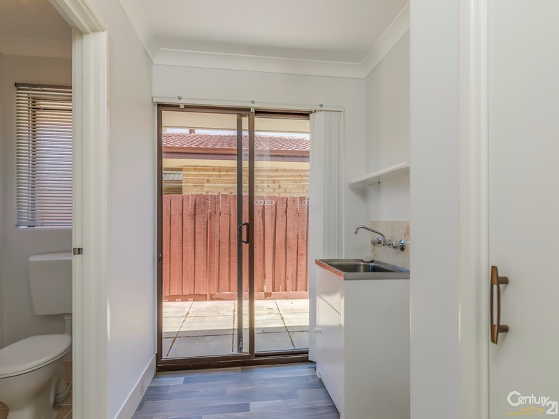 4 Amber Way, Thornlie WA 6108