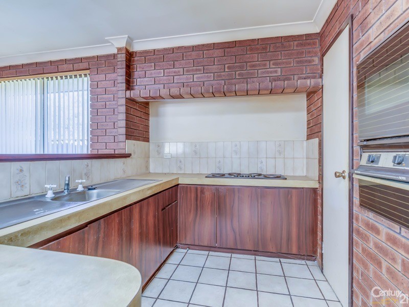 22 Phillip Street, Maddington WA 6109