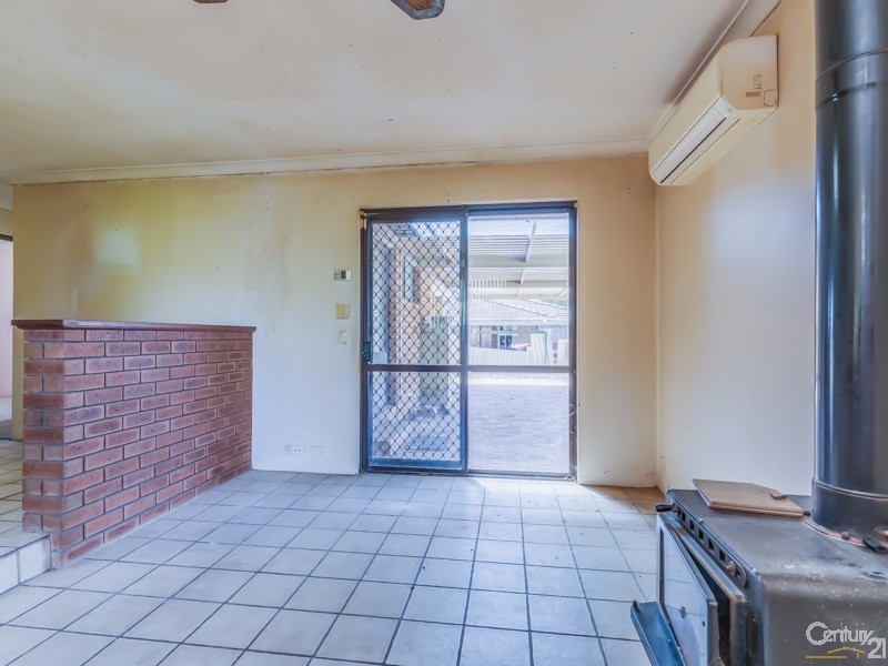 22 Phillip Street, Maddington WA 6109