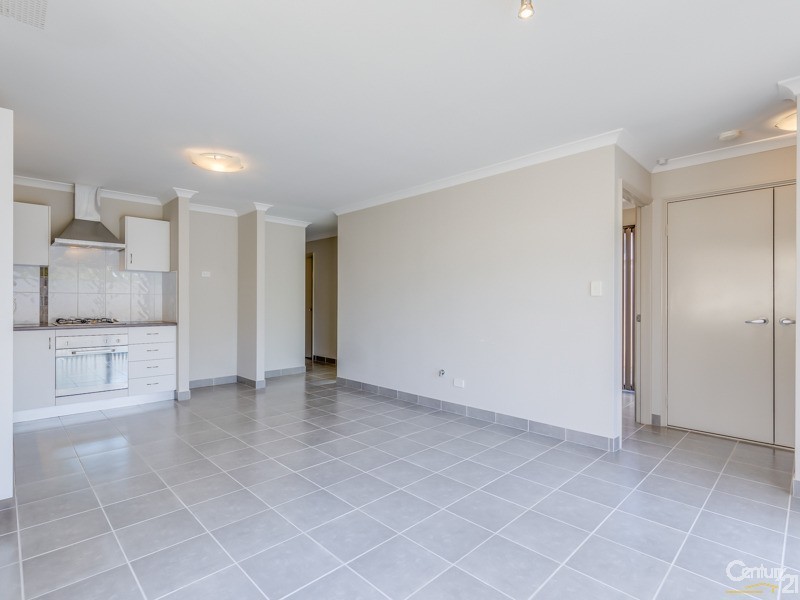 1-8 / 52 Grey Street, Cannington WA 6107