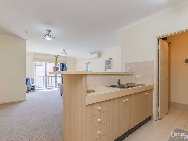 12a/11 Regal Place, East Perth WA 6004
