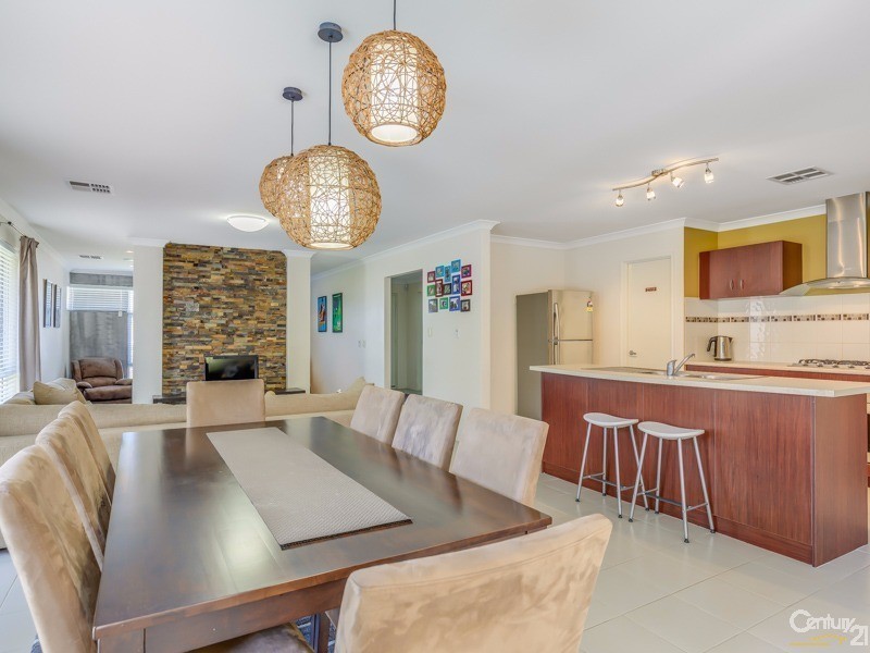 5 Kesiya Turn, Aubin Grove WA 6164