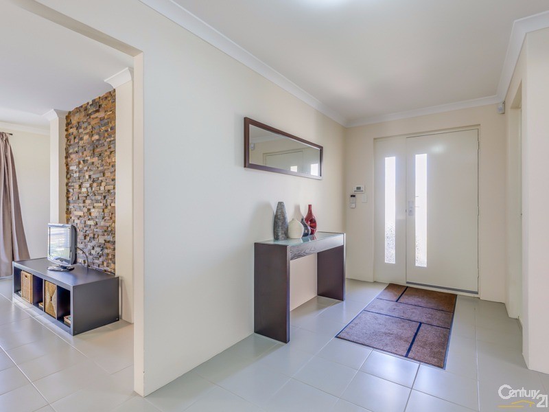 5 Kesiya Turn, Aubin Grove WA 6164