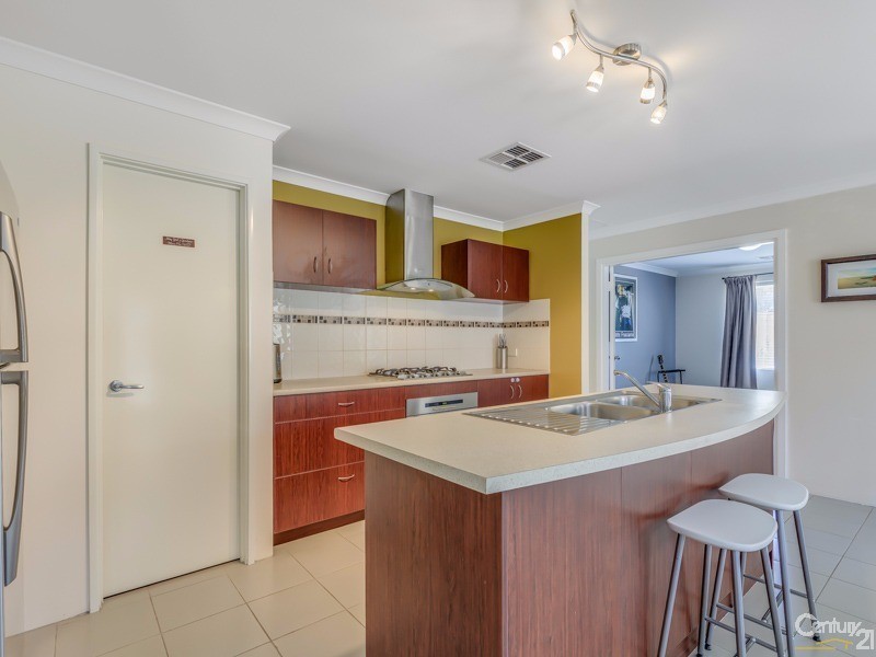 5 Kesiya Turn, Aubin Grove WA 6164