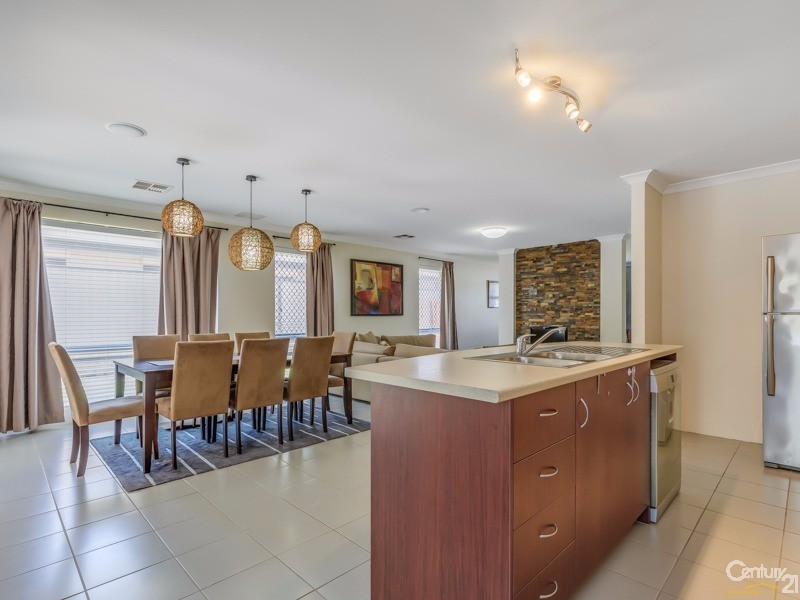 5 Kesiya Turn, Aubin Grove WA 6164