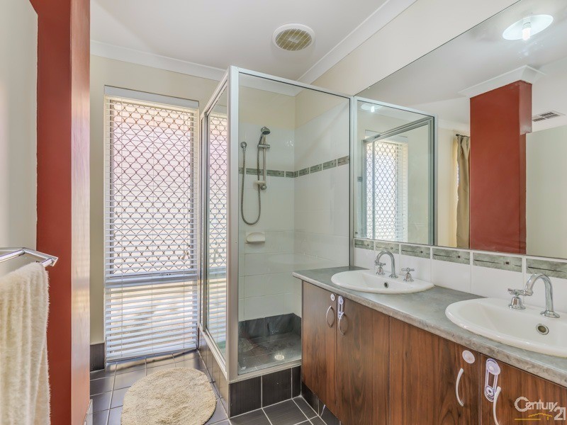 5 Kesiya Turn, Aubin Grove WA 6164