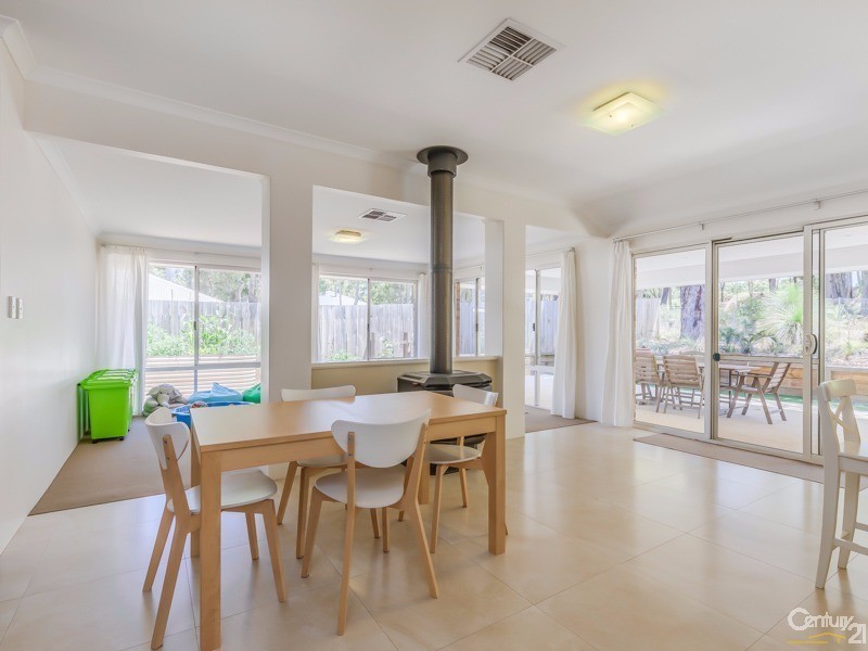 41 Heath Road, Roleystone WA 6111