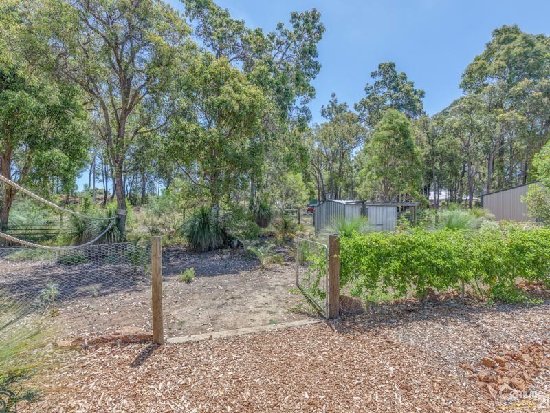 41 Heath Road, Roleystone WA 6111