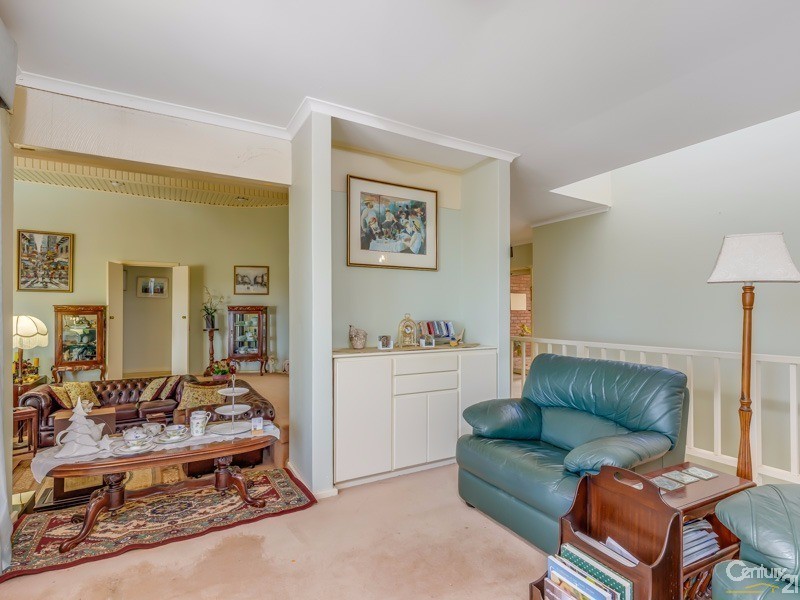 65 Basildon Road, Lesmurdie WA 6076