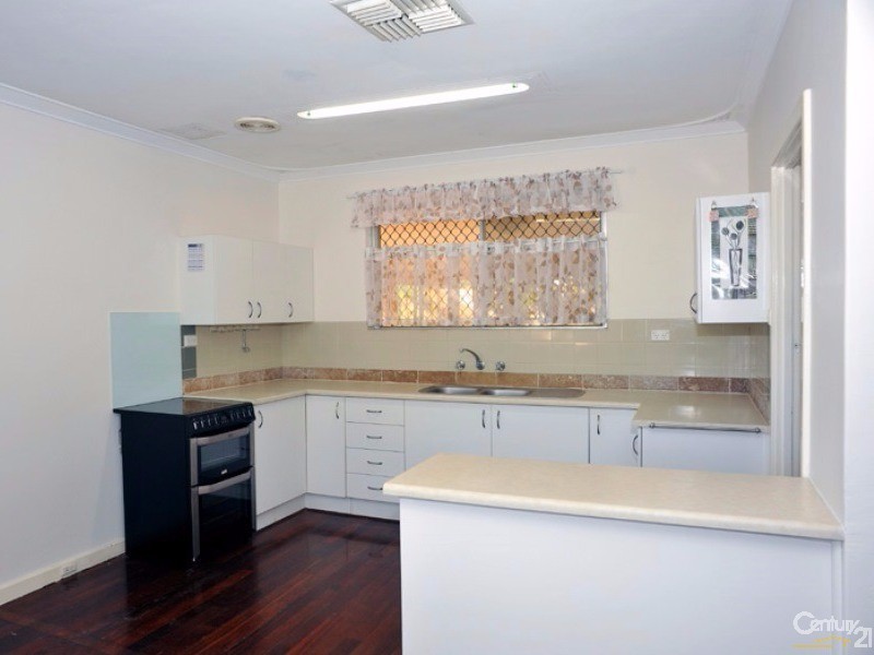 14 Tia Avenue, High Wycombe WA 6057