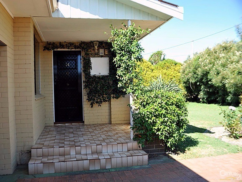 14 Tia Avenue, High Wycombe WA 6057