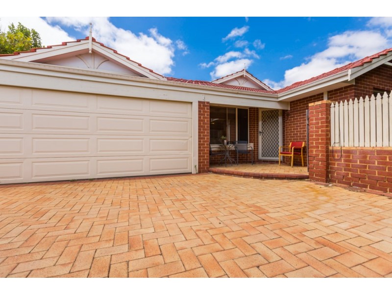 52 Eastwood Parade, Canning Vale WA 6155