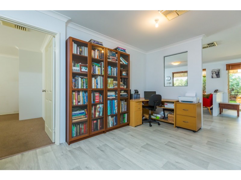 52 Eastwood Parade, Canning Vale WA 6155