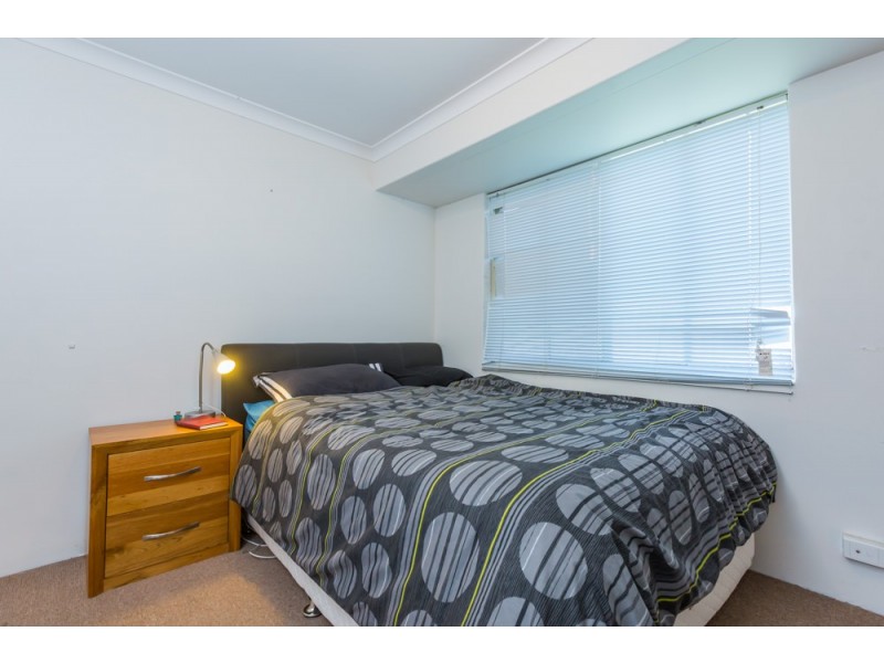 52 Eastwood Parade, Canning Vale WA 6155