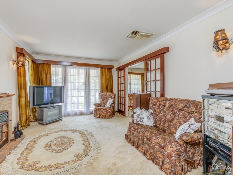 2 Pegus Street, Thornlie WA 6108