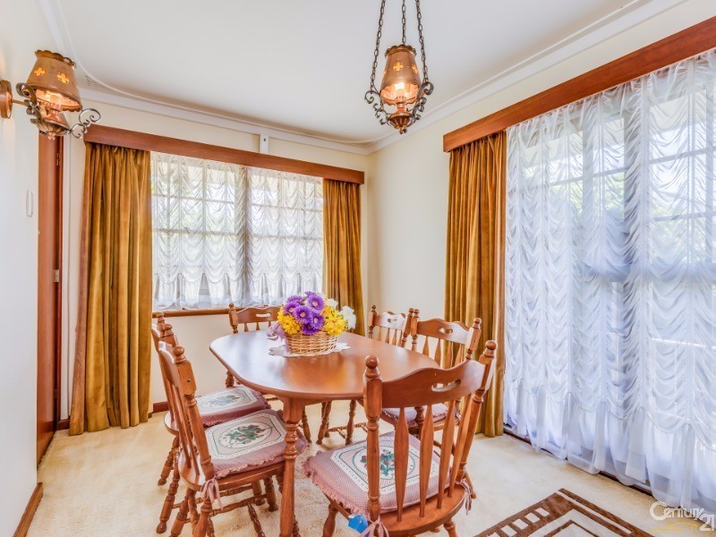 2 Pegus Street, Thornlie WA 6108