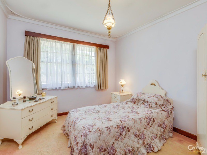 2 Pegus Street, Thornlie WA 6108