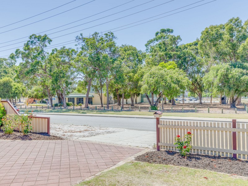 73 Brookman Avenue, Langford WA 6147