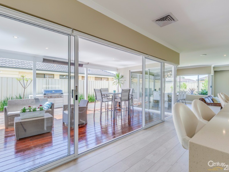 9 Walpole Way, Gosnells WA 6110