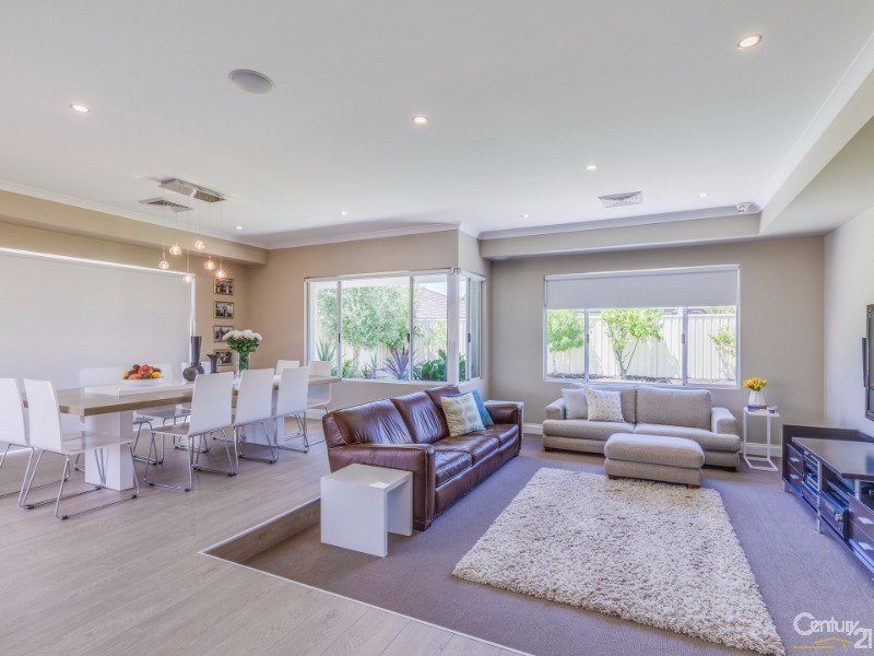 9 Walpole Way, Gosnells WA 6110