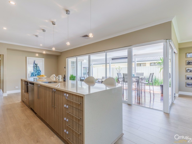 9 Walpole Way, Gosnells WA 6110