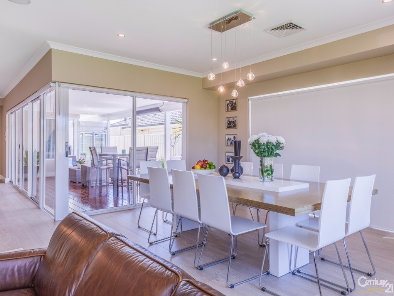 9 Walpole Way, Gosnells WA 6110