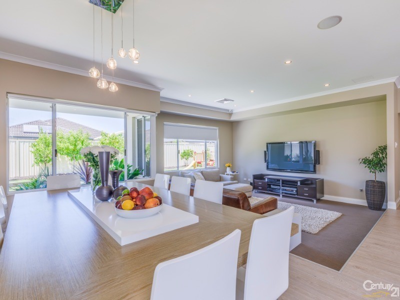 9 Walpole Way, Gosnells WA 6110