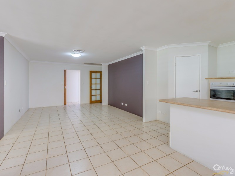 5 Autumn Crescent, Thornlie WA 6108