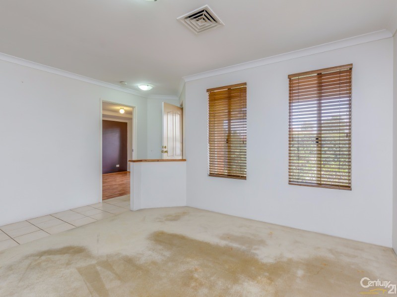 5 Autumn Crescent, Thornlie WA 6108