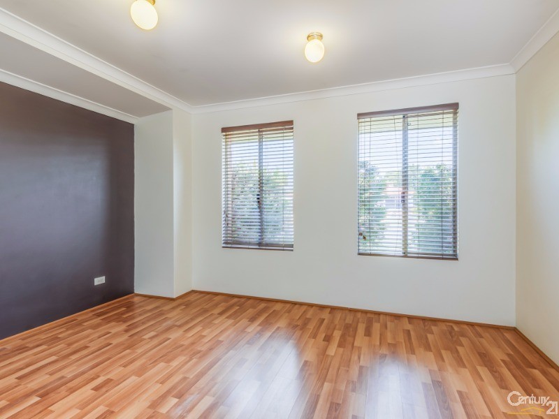 5 Autumn Crescent, Thornlie WA 6108