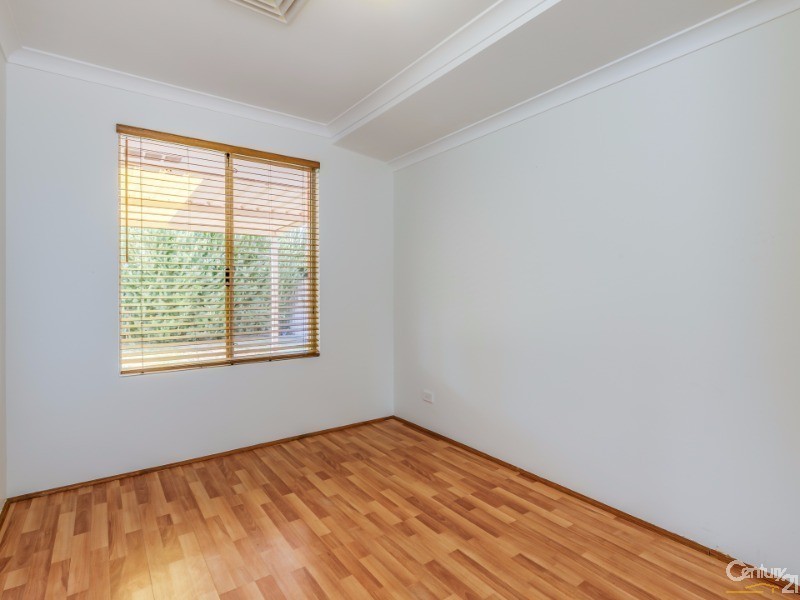 5 Autumn Crescent, Thornlie WA 6108