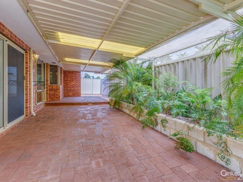 5 Autumn Crescent, Thornlie WA 6108