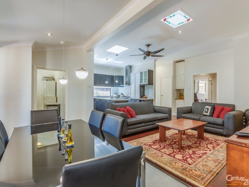 81 Hobbs Avenue, Como WA 6152