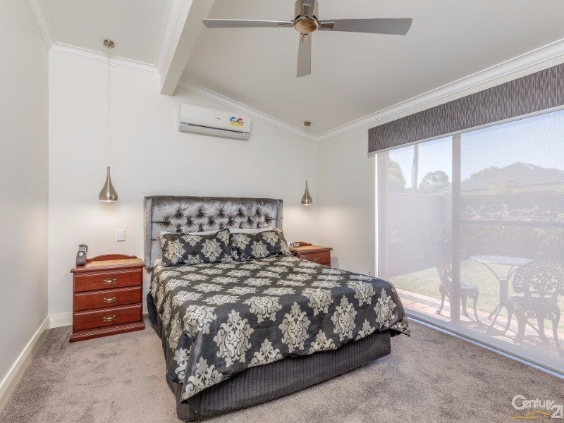 81 Hobbs Avenue, Como WA 6152