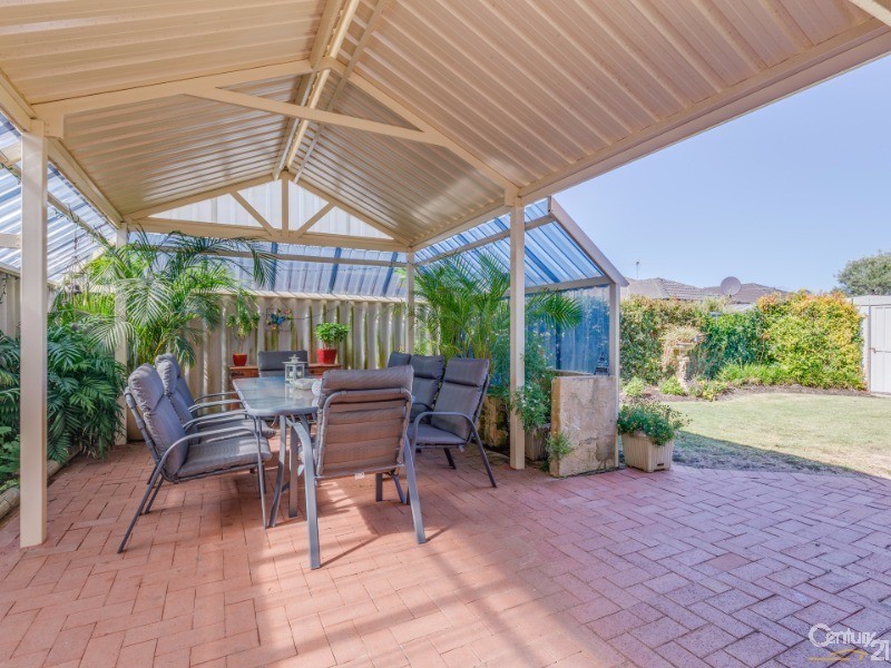 13 Menora Loop, Warnbro WA 6169