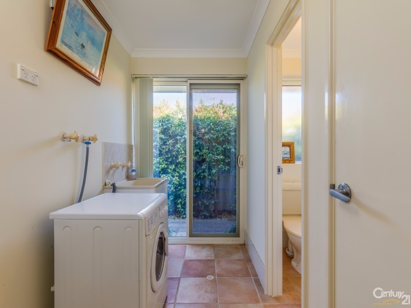 13 Menora Loop, Warnbro WA 6169
