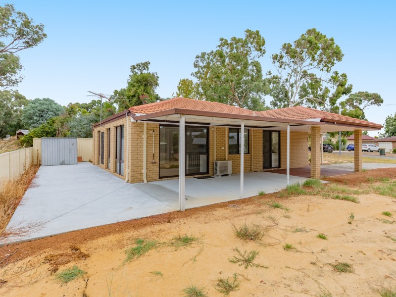 7 Lovegrove Court, Byford WA 6122