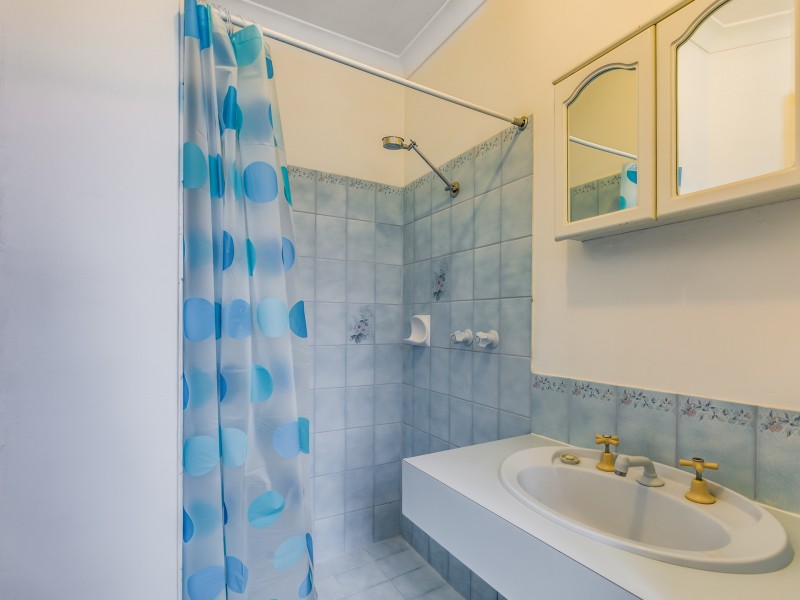 7 Lovegrove Court, Byford WA 6122