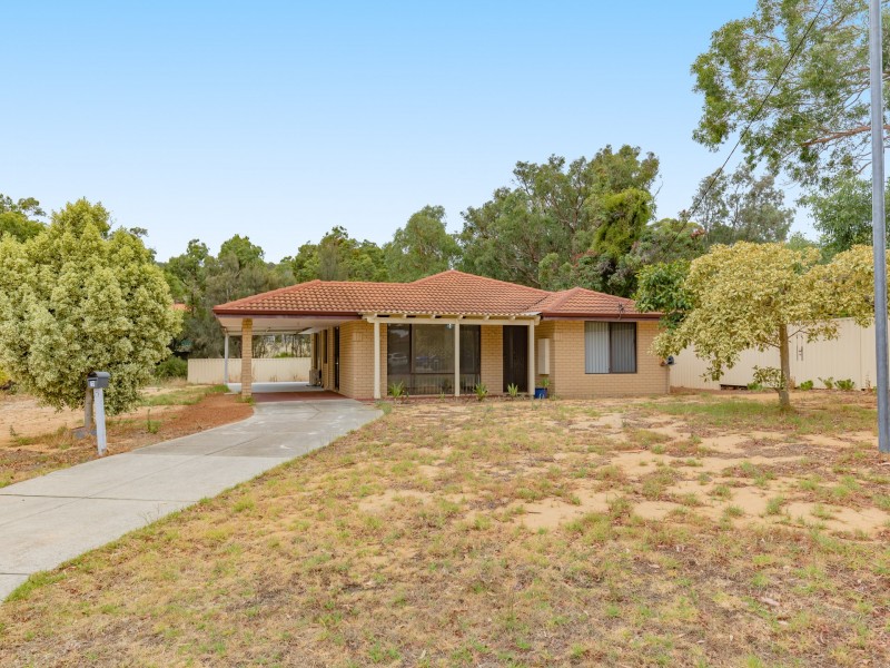 7 Lovegrove Court, Byford WA 6122