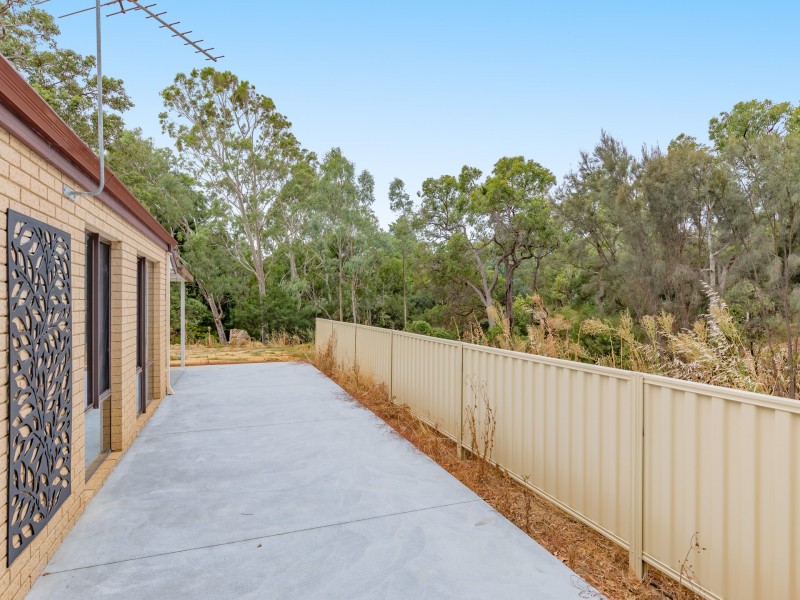 7 Lovegrove Court, Byford WA 6122