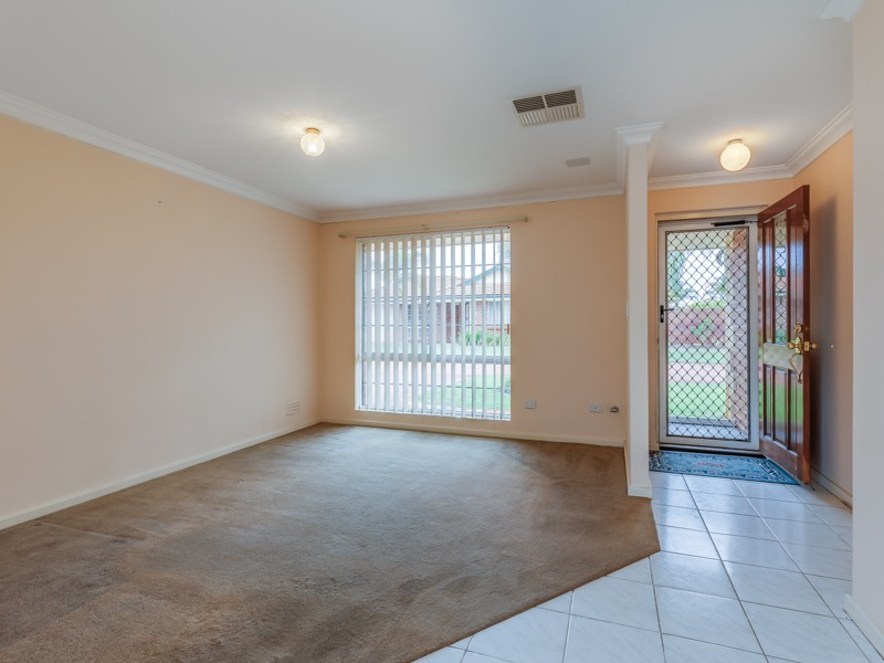 11/22 Swingler Way, Gosnells WA 6110