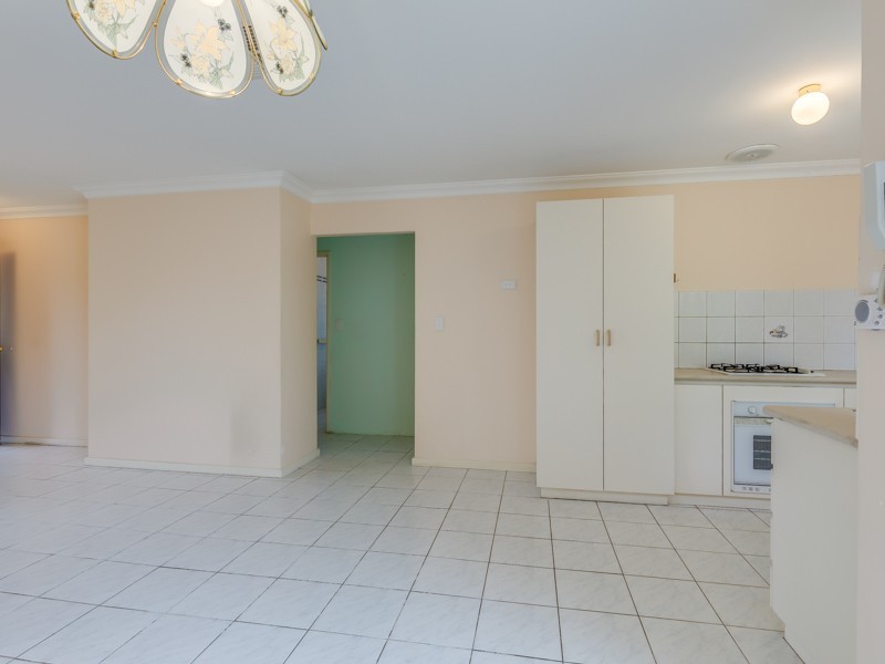 11/22 Swingler Way, Gosnells WA 6110